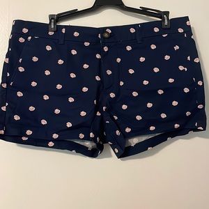 Navy chino shorts with seashell print NWT